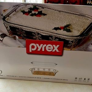 Pyrex two piece Christmas serving set new in the box, never used